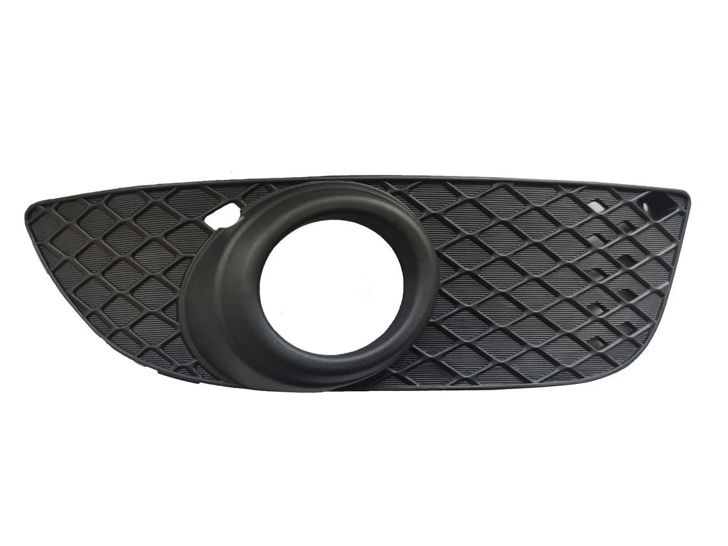 Aftermarket - Front Bar Grille With Fog Light Mount Right Side for Mitsubishi La