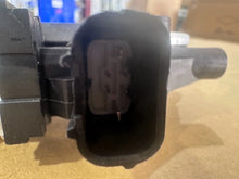 Load image into Gallery viewer, Rear Left Window Lift Motor 6 Pins for Honda Accord Euro CU 08-15