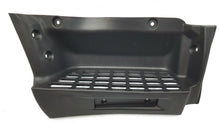 Load image into Gallery viewer, *NEW* DOOR LOWER STEP PEDAL for MITSUBISHI CANTER FUSO FE 7/8## 2005 - ON RIGHT
