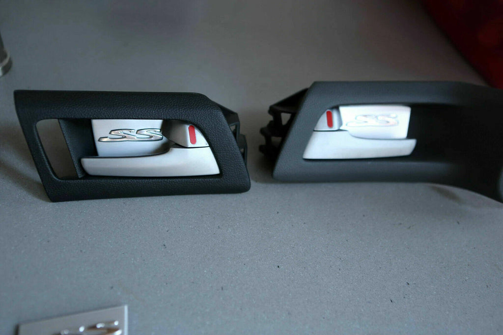 INTERIOR DOOR HANDLE INSERT BADGE FOR HOLDEN VE SS COMMODORE/SEDAN