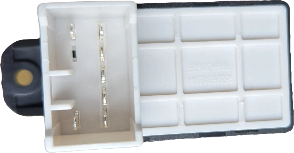 Single Power Window Switch 7 Pins for Hyundai i20 PB 09-15