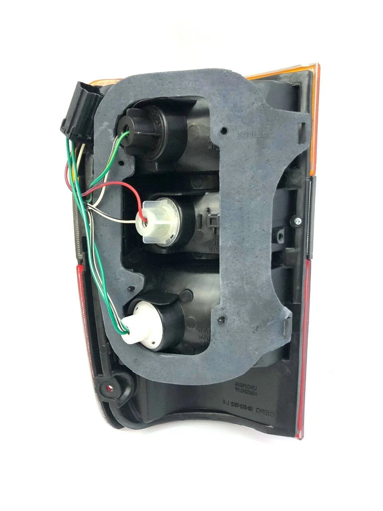 *NEW* TAIL LIGHT REAR BACK LAMP for HOLDEN JACKAROO L2 L5 UB 5/1992- 2003 RIGHT