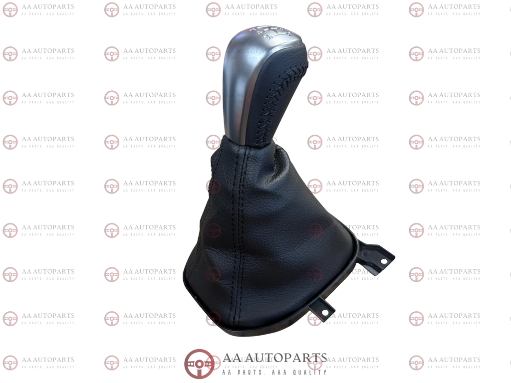 Manual Gear Knob Satin Chrome & Boot & Frame Holden Commodore VE V6 6 Speed SV6