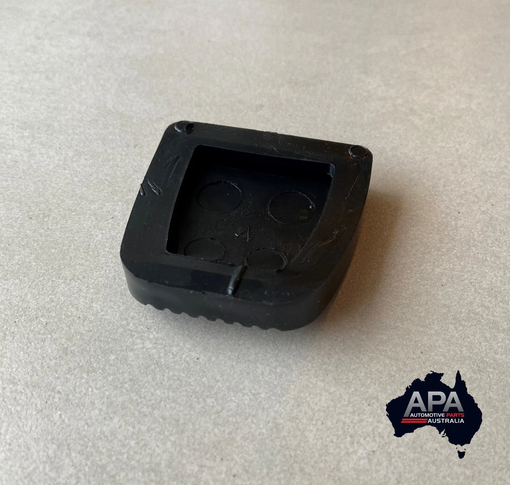 GENUINE Toyota LandCruiser Hilux Prado Rav4 Clutch & Brake Pedal Rubber Pad x2