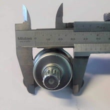 Load image into Gallery viewer, Left = Right Window Regulator Repair Gear For Toyota Hilux Landcruiser 40 60 80