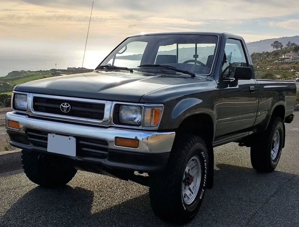 *CHROME* FRONT GRILLE + HEADLIGHT RIMS for TOYOTA HILUX LN106 4WD 1991 – 1997