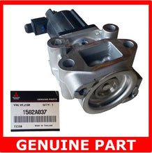 Load image into Gallery viewer, GENUINE Mitsubishi Pajero NM NP NS NT NW NX Triton ML MN 4M41 3.2TD EGR Valve
