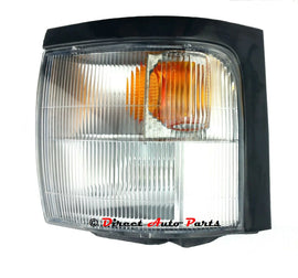 *NEW* CORNER LIGHT INDICATOR PARK LAMP SUIT TOYOTA COASTER BUS 1993 - 2006 LEFT