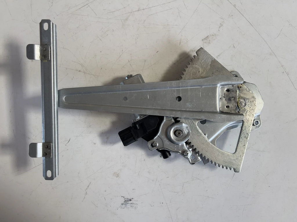 Rear Right Window Regulator With 2 Pins Motor for Mitsubishi Lancer CF/CJ 07-17