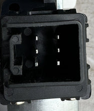 Load image into Gallery viewer, Front Right Window Lift Motor 6 pins for Mazda 2 (14-On), 3 (13-19), CX3 (15-On)