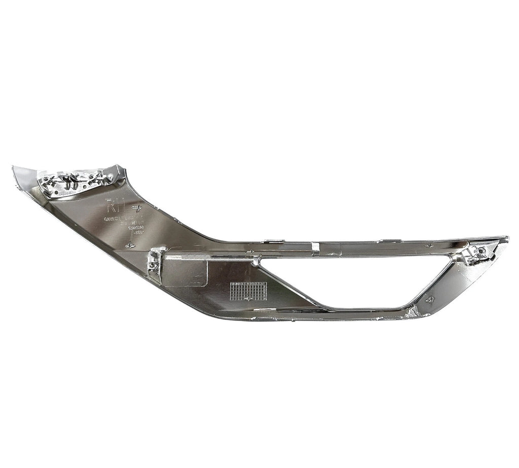 Aftermarket - Front Bar Mould Lower Right, With Fog Light Hole for Mitsubishi Ou