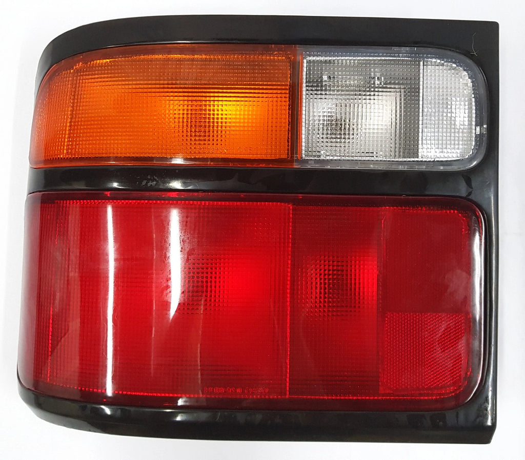 *NEW* TAIL LIGHT LAMP SUIT TOYOTA COASTER BUS BB40 BB50 HZB50 1993 - 2002 LEFT