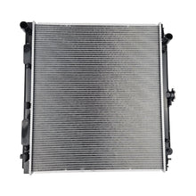 Load image into Gallery viewer, Radiator for Nissan Navara D40 Pathfinder R51 YD25DDTI 2.5L Aluminum Core 05-15