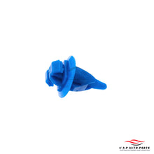 Load image into Gallery viewer, 100 pcs Wheel Arch Flare Door Sill Clip For Toyota Hilux 4Runner 90904-67036