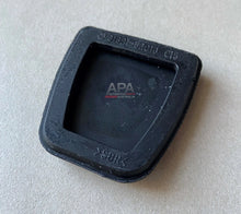 Load image into Gallery viewer, GENUINE Toyota LandCruiser VDJ Hilux KUN26 Prado Clutch Brake Pedal Rubber Pad