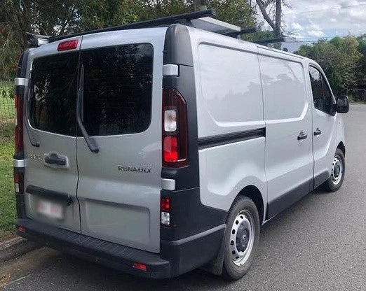 *NEW* REAR BAR CORNER END for RENAULT TRAFIC & MITSUBISHI EXPRESS 2014 -ON RIGHT