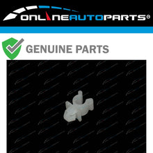 Load image into Gallery viewer, Hood / Bonnet Rod Support Plastic Clip Clamp for Nissan Navara D21 D22 Ute