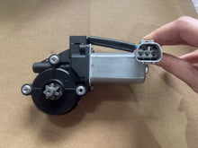 Load image into Gallery viewer, Front Left Window Lift Motor 5 Pins for Toyota Landcruiser J100 Series 98-07
