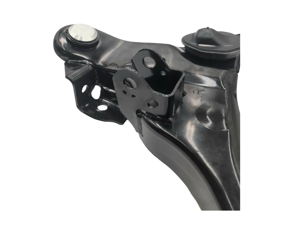 2X Front Lower Control Arm For Nissan Navara D40 NP300 Thai 08~26 24mm Joint