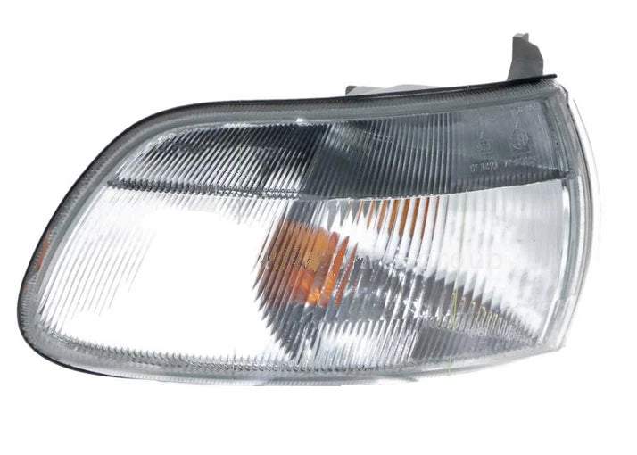 *GENUINE* CORNER LIGHT INDICATOR LAMP for TOYOTA TARAGO TCR10 1990 - 2000 RIGHT