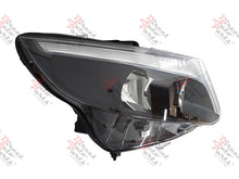 Load image into Gallery viewer, *NEW* HEAD LIGHT LAMP (HALOGEN) for MERCEDES BENZ V CLASS VITO W447 2015- RIGHT
