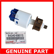 Load image into Gallery viewer, GENUINE Toyota Prado 120 Series KZJ120 KDJ120 GRJ120 RZJ120 Brake Light Switch