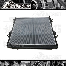 Load image into Gallery viewer, For Toyota Land Cruiser 2008-2019 VDJ200 SERIES AUTO / MANUAL RADIATOR W/ CAP