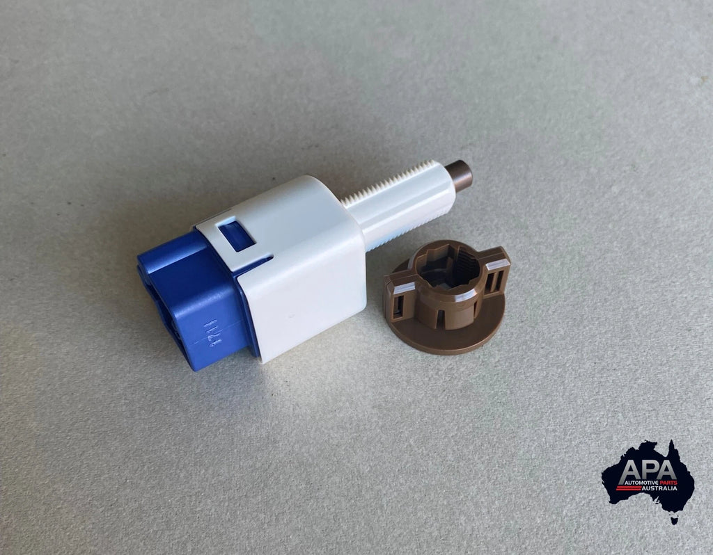 GENUINE Toyota Prado 120 Series KZJ120 KDJ120 GRJ120 RZJ120 Brake Light Switch