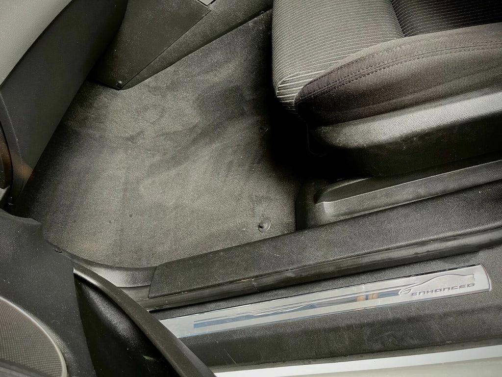 SS Enhance Door scuff badge plate for VY VZ VT VX Holden Commodore