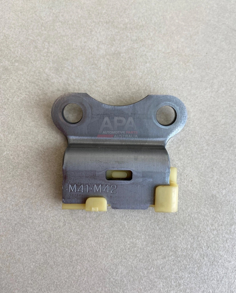 GENUINE Mitsubishi Pajero NM-NX Triton 4M41 3.2L Diesel Upper Timing Chain Guide
