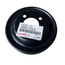 Load image into Gallery viewer, Genuine Toyota LandCruiser 70 75 80 100 Series 1HZ 1HD Coaster water pump pulley