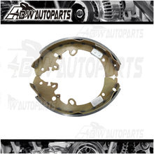 Load image into Gallery viewer, REAR BRAKE SHOES, CYLINDERS, SPRING &amp; ADJUSTER KIT FOR 05-15 HILUX KUN26R 4WD