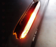 Load image into Gallery viewer, LED Amber Side Guard Indicators Bulb Globes 2PCS Holden Commodore VT VX VY VZ VE