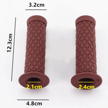 Load image into Gallery viewer, 7/8" Retro Vintage Motorcycle Handlebar Hand Grip 22mm Universal Rubber ST