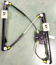 Load image into Gallery viewer, Front Right Window Regulator With 5 Pins Motor for BMW 3 Series F30/F31 12-19