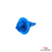 Load image into Gallery viewer, 100 pcs Wheel Arch Flare Door Sill Clip For Toyota Hilux 4Runner 90904-67036