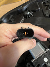 Load image into Gallery viewer, Front Right Window Regulator W/2 Pins Motor, W/Panel for Hyundai i30 GD 12-17